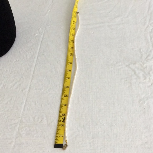 Elegant Cream Pearl Necklace. * - Picture 2 of 5